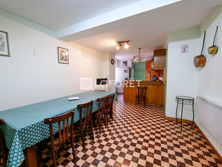  Appartement � vendre 8 pi�ces 298 m�