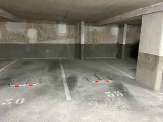  Parking / Garage � louer 