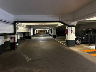  Parking / Garage � vendre 