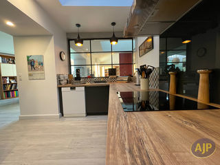  Appartement � vendre 4 pi�ces 128 m�