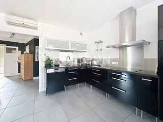  Appartement � vendre 6 pi�ces 145 m�