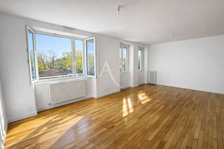  Appartement � louer 3 pi�ces 77 m�