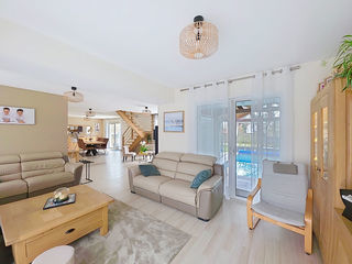  Maison � vendre 6 pi�ces 180 m�