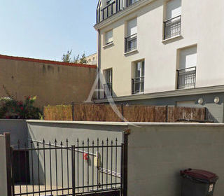  Parking / Garage � louer 