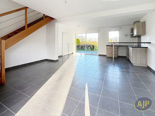  Maison � vendre 4 pi�ces 1 m�