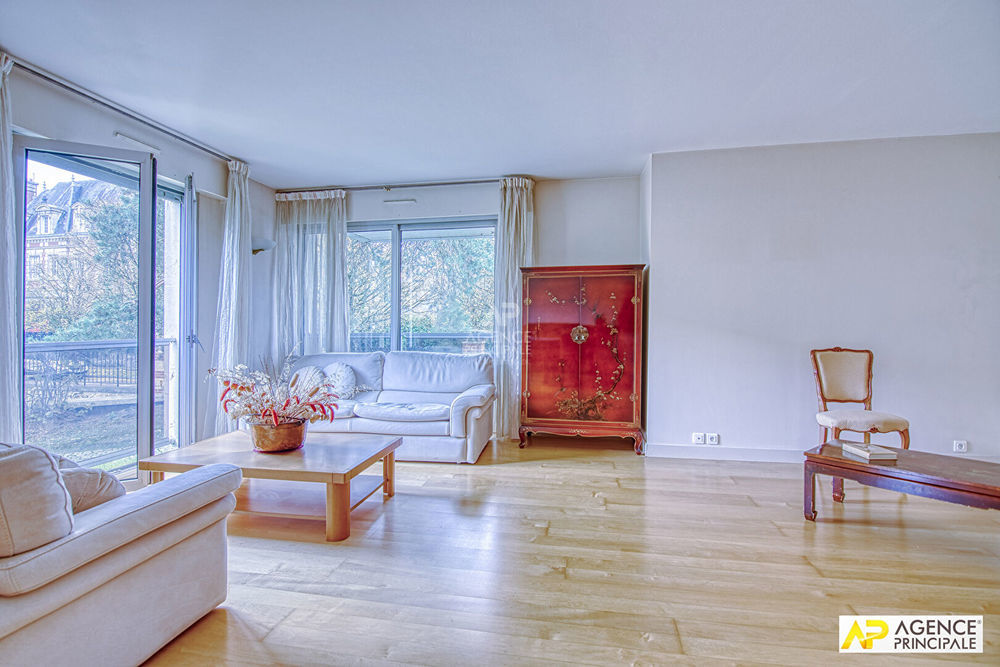 � vendre  Appartement Versailles (78000)