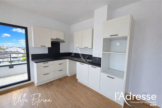  Appartement � louer 4 pi�ces 98 m� Dax