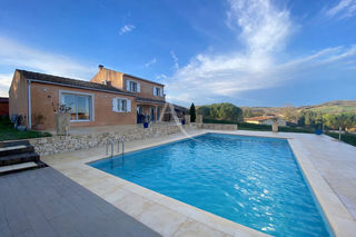  Maison � vendre 7 pi�ces 236 m�