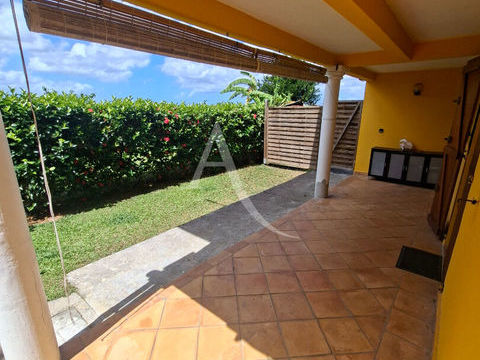   Location - Ducos : Bas de Villa F3 Meubl� avec Joli Jardin Privatif Appartement - 3 pi�ce(s) - 46 m�