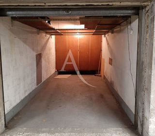 Parking / Garage � vendre 