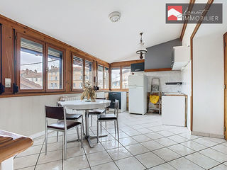  Immeuble � vendre 6 pi�ces 220 m�