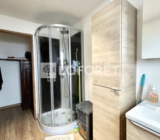  Immeuble � vendre 14 pi�ces 306 m�