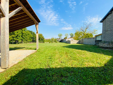   Maison ancienne avec confort moderne Maison - 5 pi�ce(s) - 170 m�