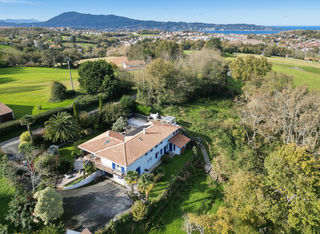  Maison � vendre 7 pi�ces 180 m�