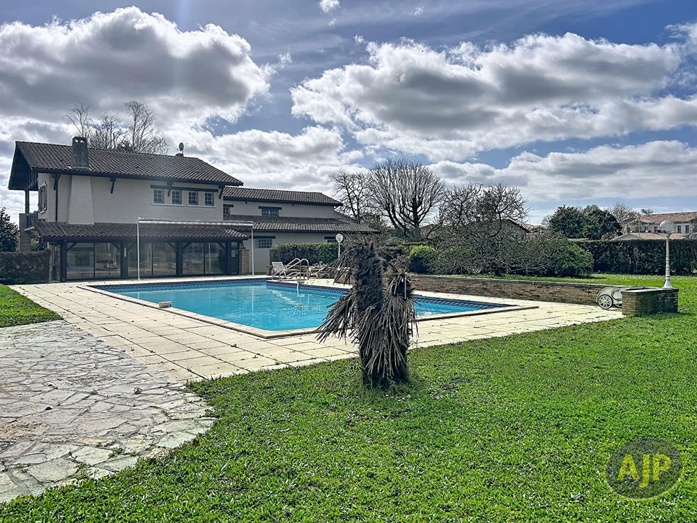 � vendre  Maison Biganos (33380)