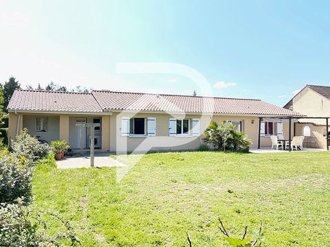   Maison 4 chambres 157m2 � SAINT FRONT DE PRADOUX Maison - 5 pi�ce(s) - 1 m�