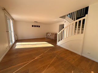  Maison � louer 7 pi�ces 163 m�