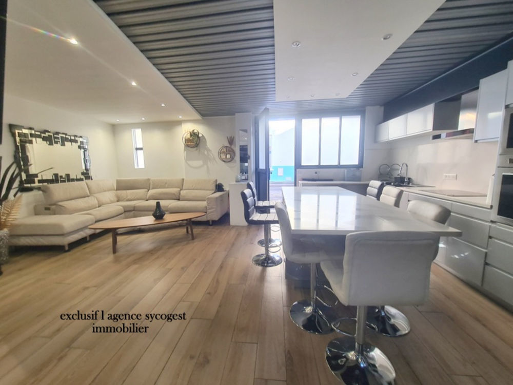 � vendre  Maison Les Lilas (93260)