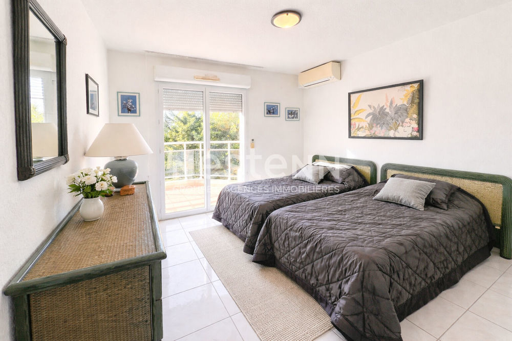 � vendre  Appartement Saint-Rapha�l (83700)