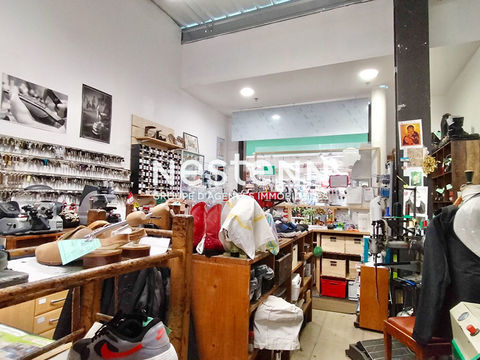 Fond de commerce de 40 m2 &agrave; Beaune La Rolande - Zone commerciale 42200 45340 Beaune la rolande