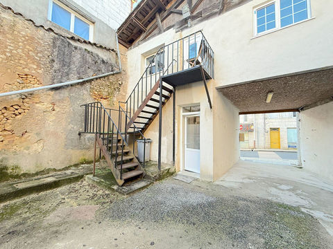   A LOUER APPARTEMENT DE TYPE 1 - MONTGUYON CENTRE Appartement - 1 pi�ce(s) - 23 m�