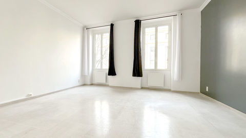 Bureaux Aix En Provence 3 pi&egrave;ce(s) 1130 13100 Aix en provence