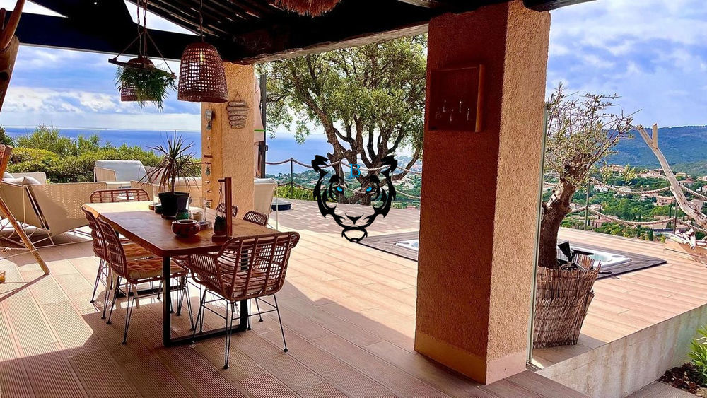 � vendre  Maison Les Issambres (83380)