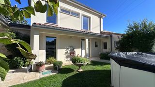  Maison � vendre 7 pi�ces 218 m�