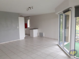  Appartement � louer 4 pi�ces 78 m�