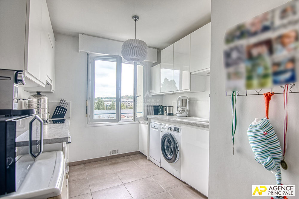 � vendre  Appartement Versailles (78000)