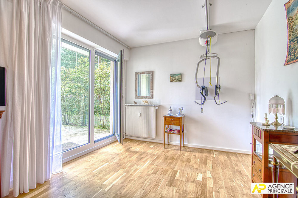 � vendre  Appartement Versailles (78000)