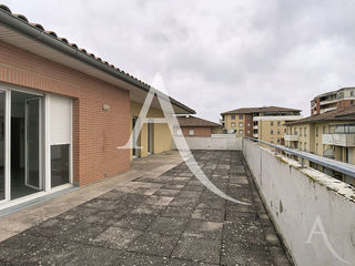  Appartement � louer 5 pi�ces 102 m�