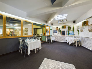  Immeuble � vendre 8 pi�ces 280 m�