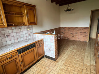  Maison � vendre 9 pi�ces 216 m�