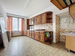  Immeuble � vendre 11 pi�ces 385 m�