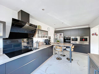  Maison � vendre 6 pi�ces 166 m�