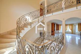  Maison � vendre 10 pi�ces 450 m�