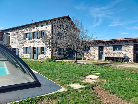   Maison Saint Germain Laprade 6 /7pi�ce(s) 221m2 Maison - 6 pi�ce(s) - 230 m�