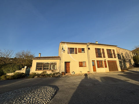   Proche CARCASSONNE, Maison avec deux logements, jardin et garage. Maison - 9 pi�ce(s) - 159 m�