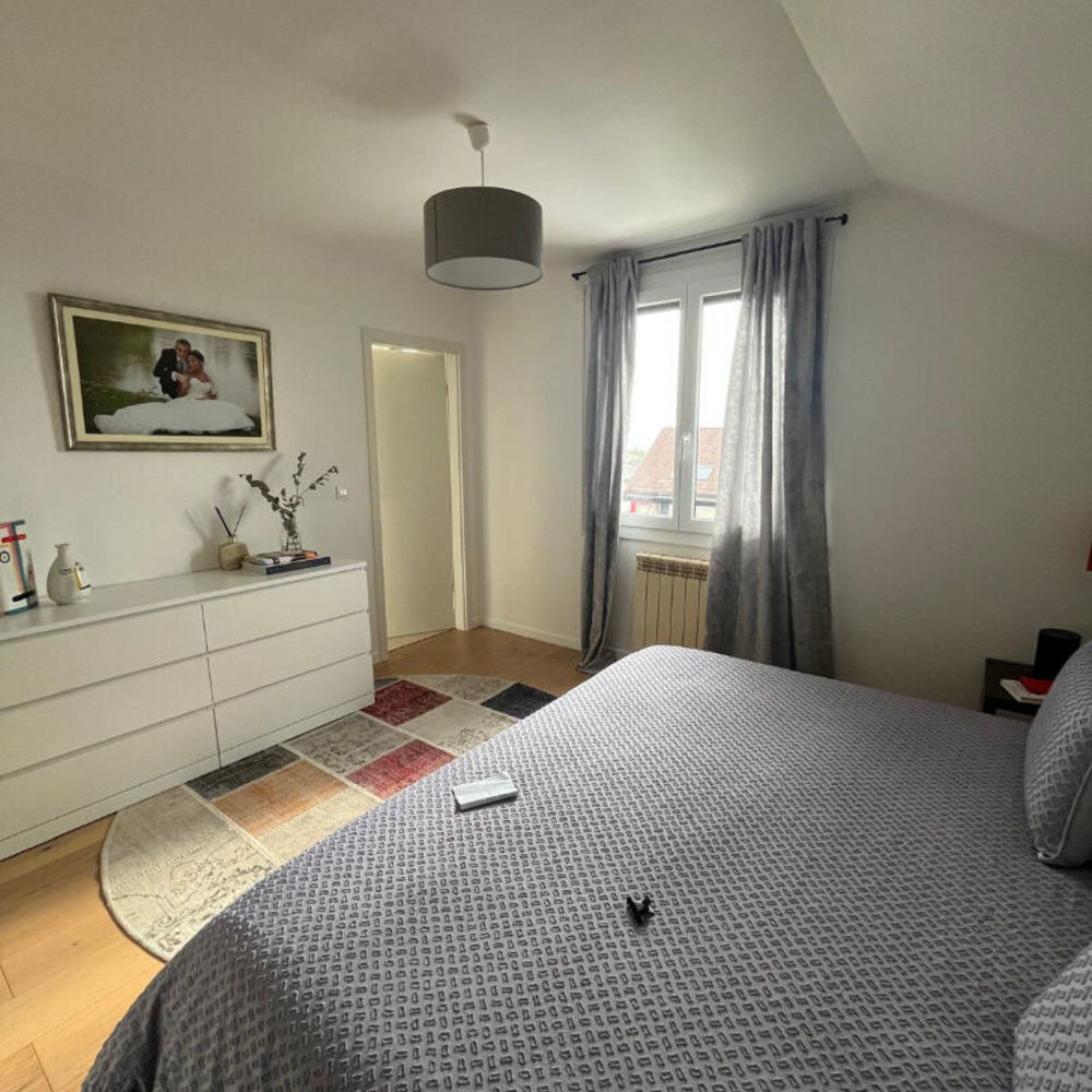 � vendre  Maison Cessy (01170)