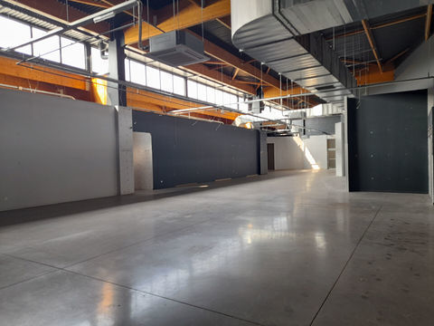 Locaux commerciaux centre 1695700 42300 Roanne