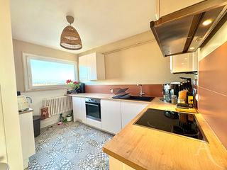  Appartement � vendre 5 pi�ces 88 m�