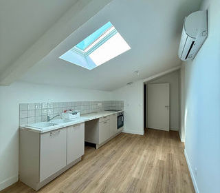  Appartement � louer 3 pi�ces 77 m�