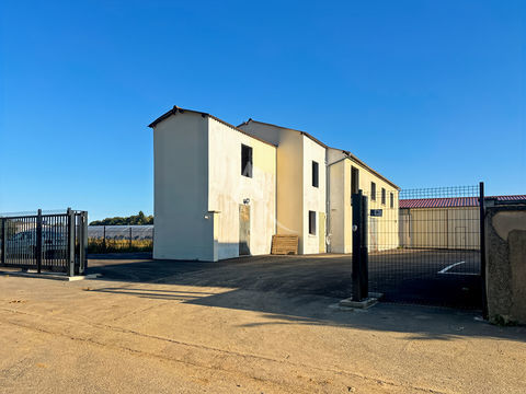 Entrep&ocirc;t de 127m2 PERIGNY SUR YERRES 1400 94520 Mandres les roses
