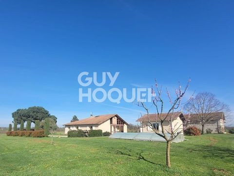   � Saven�s _ Une propri�t� familiale avec d�pendances, piscine et grand terrain arbor�. Maison - 5 pi�ce(s) - 166 m�