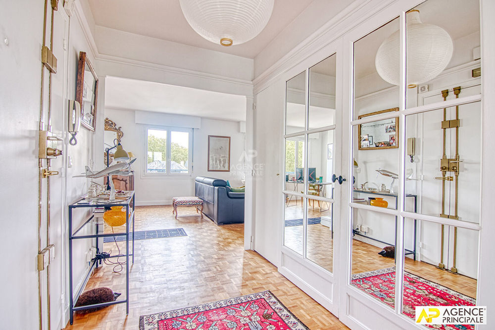 � vendre  Appartement Versailles (78000)