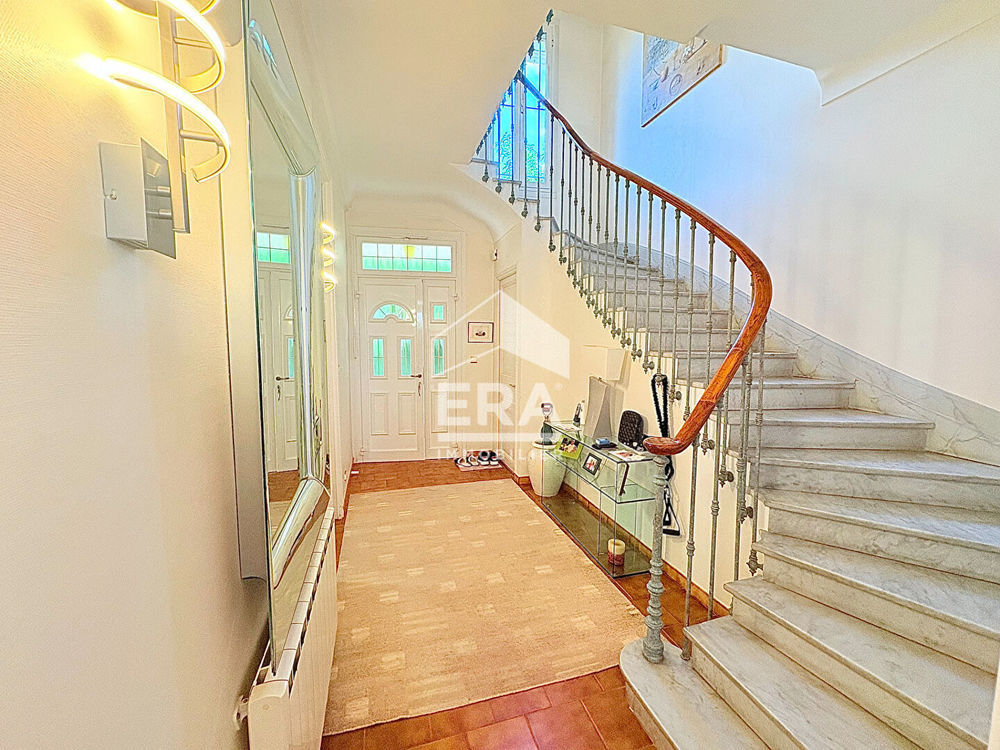 � vendre  Maison Beausoleil (06240)