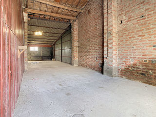  Parking / Garage � louer 100 m�