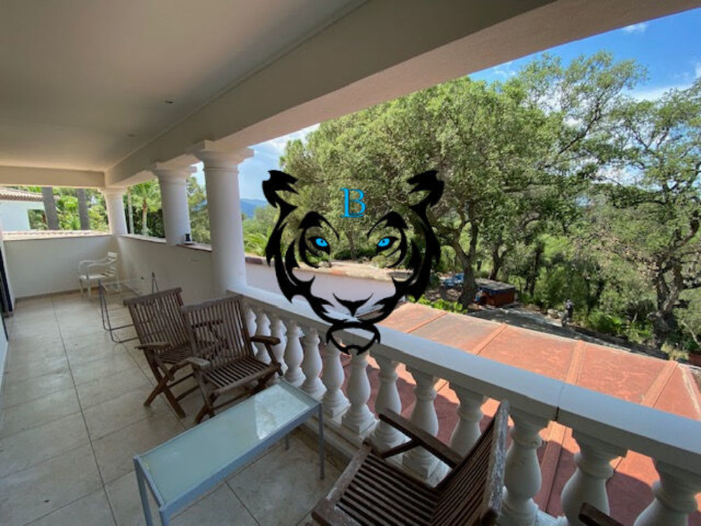 � vendre  Maison Roquebrune-sur-Argens (83520)