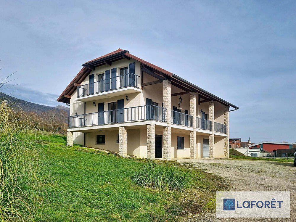 � vendre  Maison P�ron (01630)